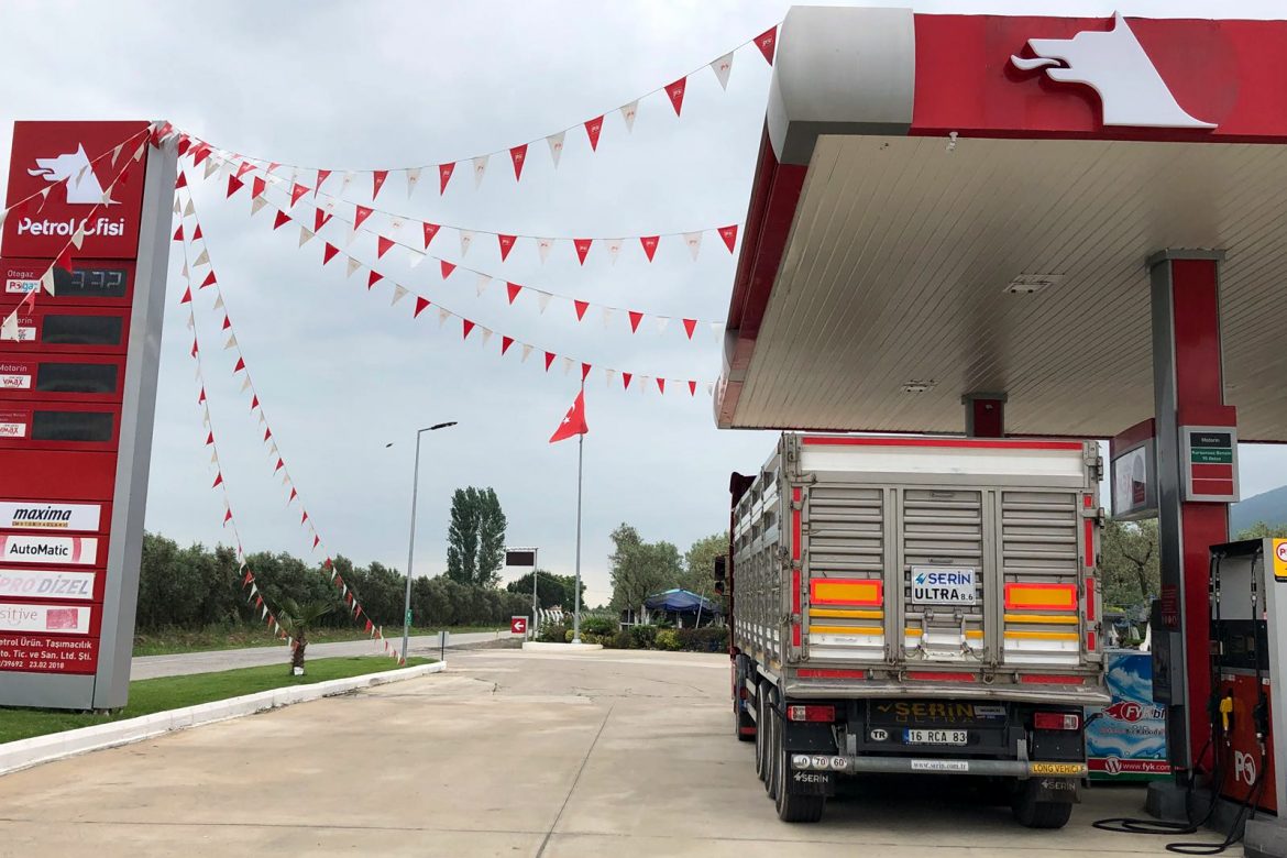 HATIRLI PETROL GÜRLE PETROL OFİSİ İSTASYONU HİZMETE AÇILMIŞTIR.