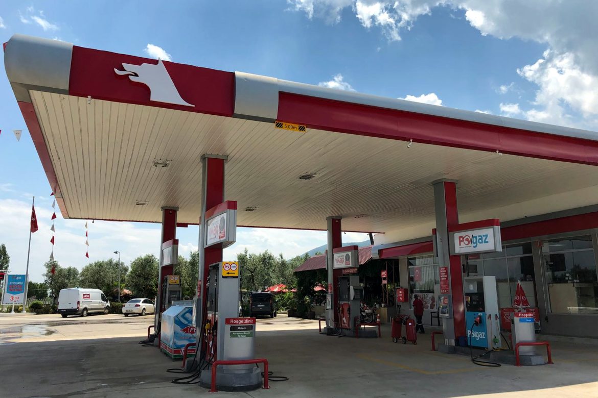 HATIRLI PETROL GÜRLE PETROL OFİSİ İSTASYONU HİZMETE AÇILMIŞTIR.